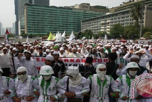 FPI Balas Pernyataan Pangdam Jaya, Jleb Banget - GenPI.co