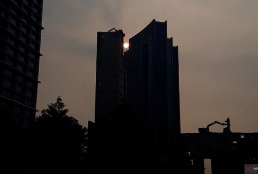 Jakarta Gelap Gulita Akibat Gangguan Sutet - GenPI.co