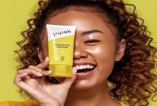 Sunscreen Joylab Cegah Penuaan Dini - GenPI.co