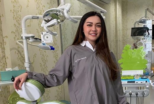 Bagaimana Cara Putihkan Gigi yang Menguning? Dokter Beri Jawaban - GenPI.co