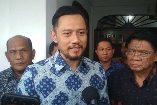 Tabuh Genderang Perang Lawan Menantu Jokowi, AHY Singgung Curang - GenPI.co