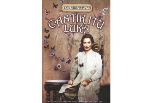 Cantik itu Luka, Melihat Perjuangan Dewi Ayu Melawan dari Ranjang - GenPI.co