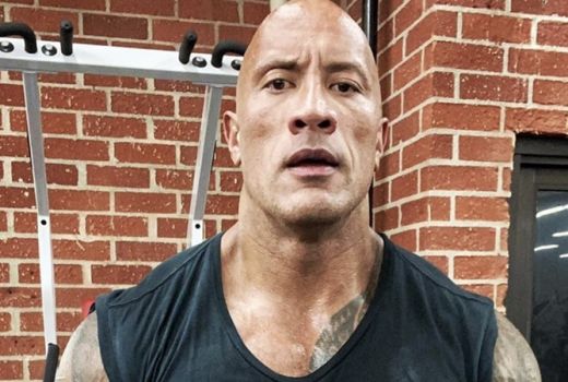 Dwayne Johnson Beberkan Pengalaman saat Terinfeksi Virus Corona - GenPI.co