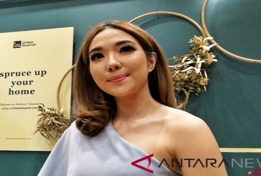 Gegara Bisikan Iblis, Gisel Menyesal Bercerai - GenPI.co