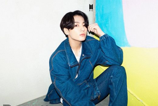Jungkook BTS Artis Terbijak Jalani Karantina - GenPI.co