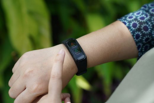OPPO Band Punya Hey Tap Health, Fungsinya Luar Biasa - GenPI.co