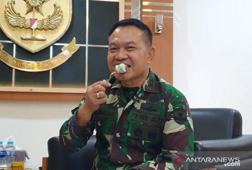 Ubrak-abrik FPI, Pangdam Jaya Pahlawan Rakyat Kecil - GenPI.co