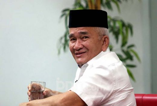 Ruhut Sitompul Blak-blakan soal Potong Kuping Jika Ahok Kalah - GenPI.co
