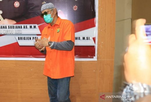 Tio Pakusadewo, Dari Aktor Terbaik Hingga Terancam ke Penjara - GenPI.co