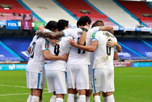 Kolombia vs Uruguay 0-3: Si Tukang Gigit Menggigit - GenPI.co