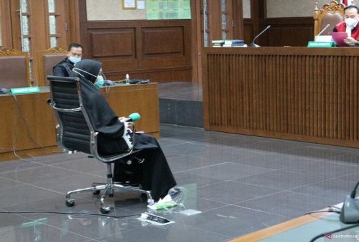 Jaksa Cantik Ini Menangis, Katanya Malu Jadi Seorang Ibu - GenPI.co