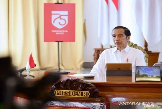 Presiden Jokowi Dijuluki Raja Utang - GenPI.co