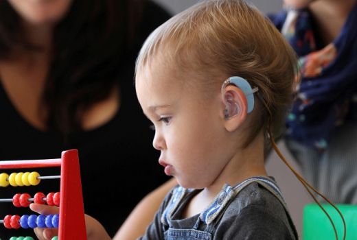 3 Cara Mendampingi Anak Disabilitas Fisik - GenPI.co