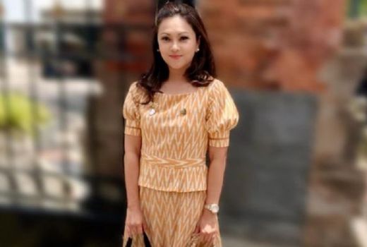 Istri Juliari P Batubara Tak Percaya Suami Jadi Menteri Sosial - GenPI.co
