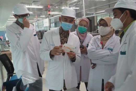 Waduh! Vaksin Sinovac Halal Tapi Belum Tayib, Ini Alasannya... - GenPI.co