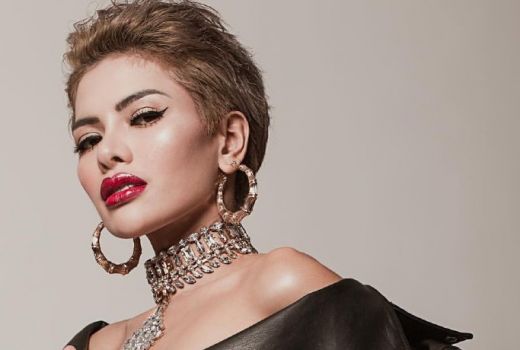 Nikita Mirzani Akan Tampil Menggoda di Video Klip Terbaru - GenPI.co