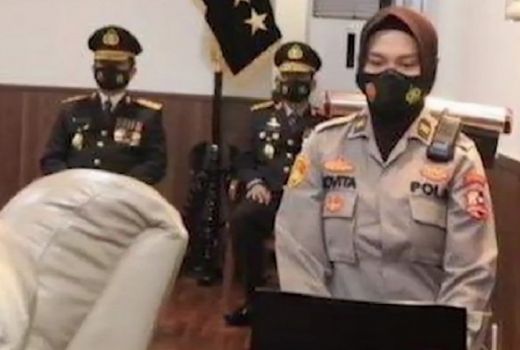 Sosok Polwan Cantik yang Dampingi Komjen Listyo Sigit Ternyata... - GenPI.co