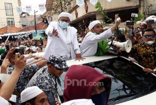 Refly Harun Beri Peringatan Kepada Jokowi Soal Kasus FPI - GenPI.co