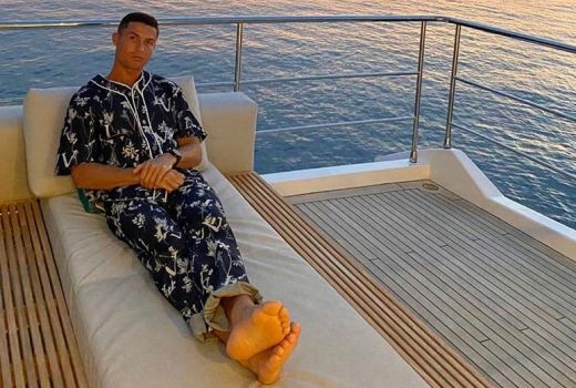 Deretan Wanita yang Pernah Terlibat Skandal dengan Ronaldo - GenPI.co