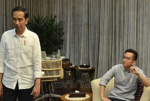 Jokowi Hebat, Anak dan Menantu Jadi Wali kota - GenPI.co