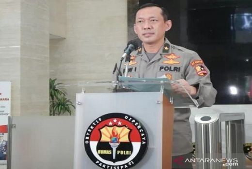 Astaga, Teroris Cari Dana Lewat Kotak Amal di Minimarket  - GenPI.co