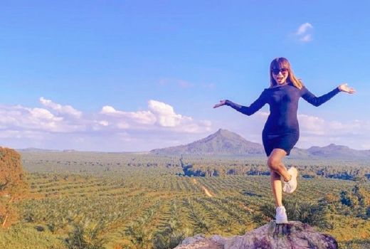 5 Fakta Eva Belisima, Pengusaha Kaya yang Jadi Istri Baru Kiwil - GenPI.co