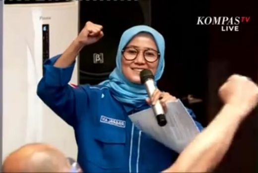 Ngeri, Bupati Cantik Ancam Kirim Santet untuk Moeldoko - GenPI.co