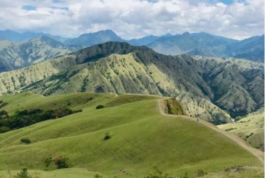 Lembah Ollon di Toraja, Keindahan Sejauh Mata Memandang - GenPI.co