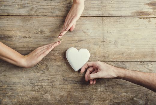 Simak Trik Jitu Jika Kamu Menolak Cinta Seseorang - GenPI.co
