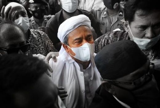 Jleb! Eksepsi Habib Rizieq Ditolak, Alasan Hakim Menghujam Batin - GenPI.co