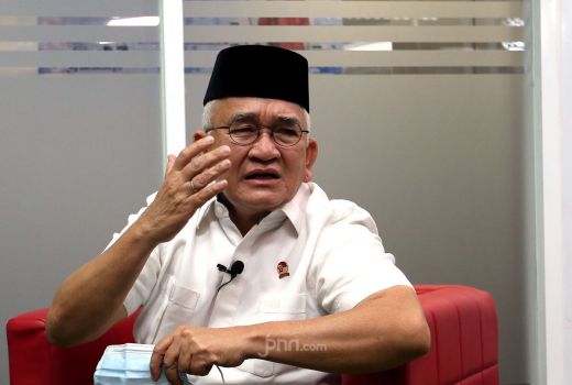 Ruhut Sitompul Minta Fadli Zon Jaga Mulut, Ngeri Kali! - GenPI.co