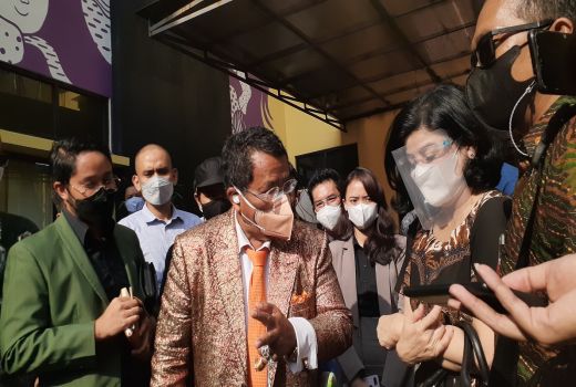 Makin Panas, Kubu Hotma Sitompul Bongkar Sosok Mertuanya - GenPI.co