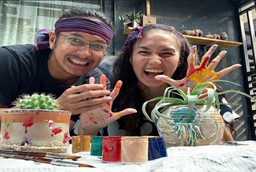 Deretan Artis Menikah Beda Agama, Nomor 1 Tetap Harmonis - GenPI.co