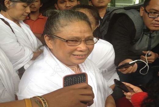 Lia Eden, Sang Penerima Wahyu Malaikat Jibri Meninggal Dunia - GenPI.co