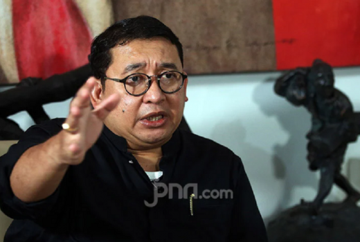 Fadli Zon: Mudik Dilarang, WNA China Diberi Karpet Merah - GenPI.co