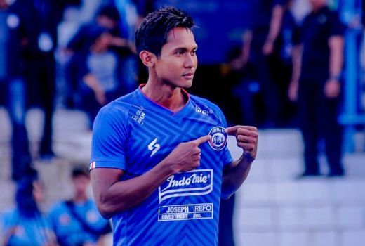 Liga 1 Mau Dimulai, Arema FC Resmi Ditinggal Pemain Bintangnya - GenPI.co