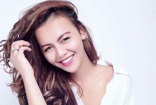 Profil Ratu Rizky, Wanita yang Mengaku Jadi Korban Alfath Fathier - GenPI.co