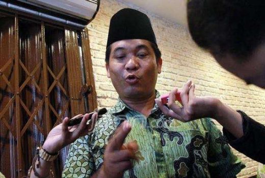 Pengamat Top Pegang Kuncian AHY, Moeldoko Bisa Terdesak! - GenPI.co