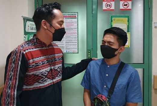 Bang Sapri Meninggal, Reaksi Denny Cagur Begini, Ceritanya Sedih - GenPI.co