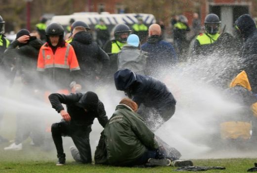 Belanda Mencekam! Ratusan Orang Ditangkap, Polisi di Mana-mana - GenPI.co