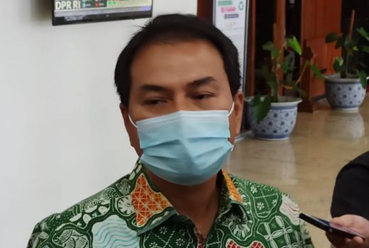 Mendadak Azis Syamsuddin Tegas Bicara Soal PPPK Terkatung-katung - GenPI.co