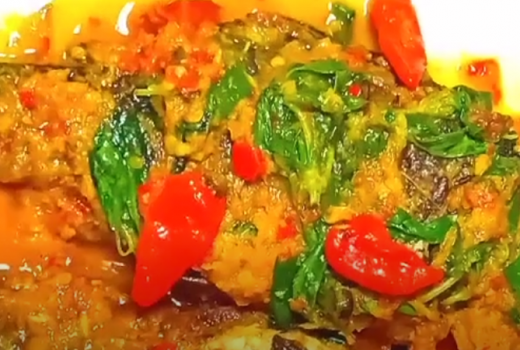 Lezat! Begini Resep Pesmol Ikan Mas Kemangi Gurih, Pedas, Harum - GenPI.co