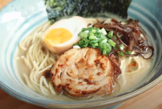 Resep Ramen Devina Hermawan, Mesti Sabar saat Buat Kuah Kaldunya - GenPI.co