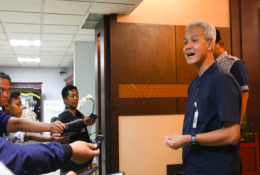 Ganjar dan Puan Memanas, Sekjen Projo Ingatkan Hal Penting Ini - GenPI.co