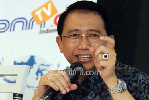Max Sopacua: Jabatan Marzuki Alie Bukan Hadiah dari SBY - GenPI.co