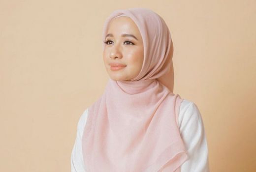 Mantan Suami Menikah, Unggahan Laudya Cynthia Bella Jadi Sorotan - GenPI.co