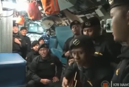 Mereka Kompak dan Nyanyikan Lagu Sampai Jumpa dari KRI Nanggala - GenPI.co