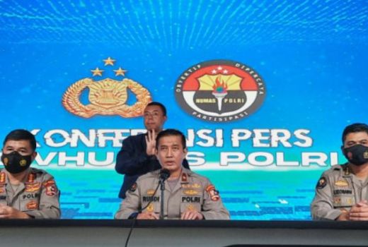 Titah Jenderal Kuat Keluar, Interpol Kejar Jozeph Paul Zhang - GenPI.co