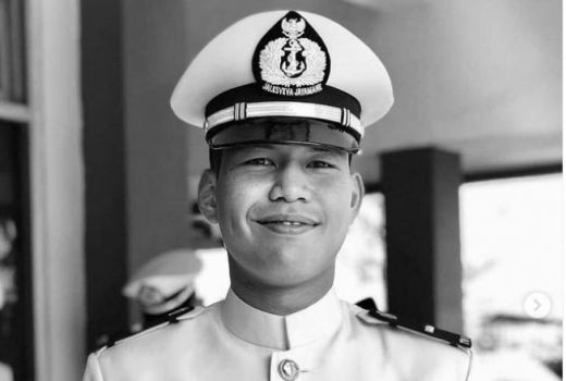 Keponakannya Gugur di KRI Nanggala, Prabowo Bergetar - GenPI.co