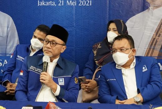 WNA China Masuk Indonesia, Zulhas Semprit Pemerintah - GenPI.co